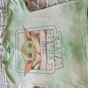 Mad Engine Star Wars baby Yoda mens L